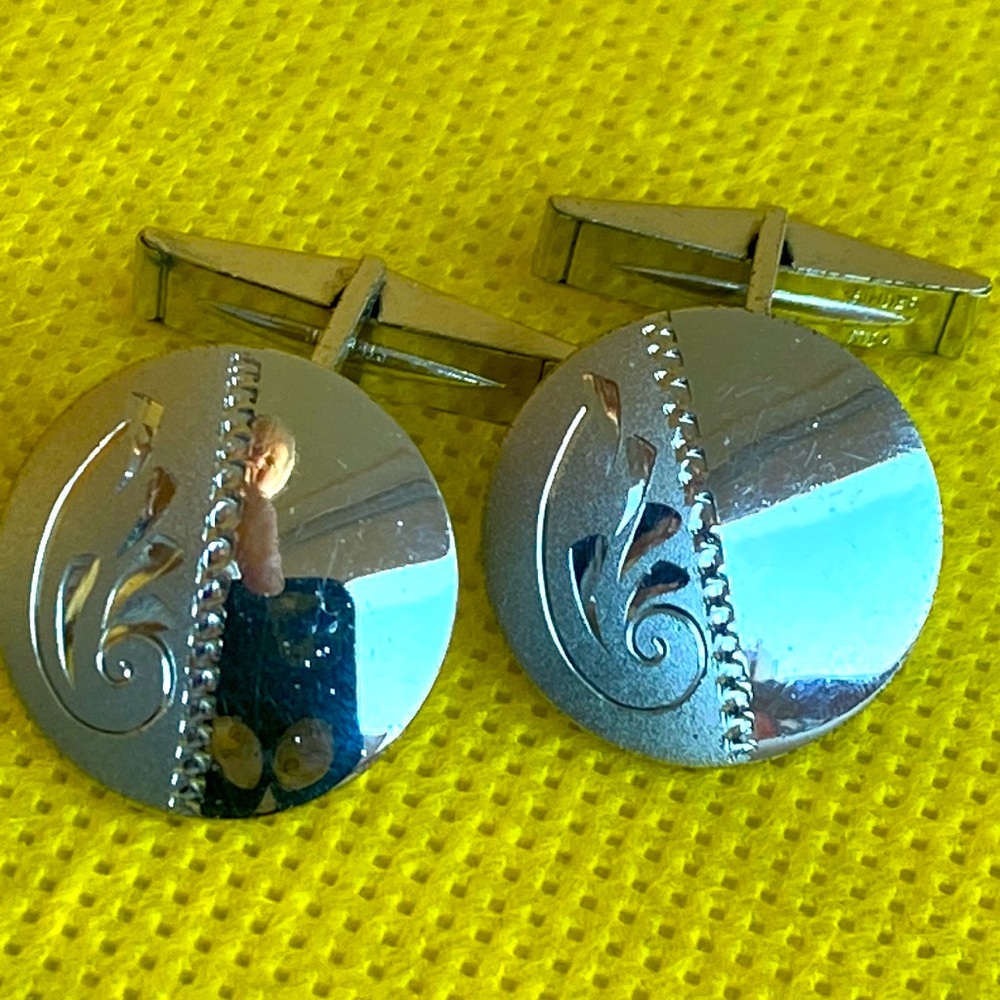 Binder sterling silver Rhodium plated etched cuff links